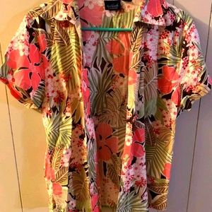 Gloria vanderbilt button up